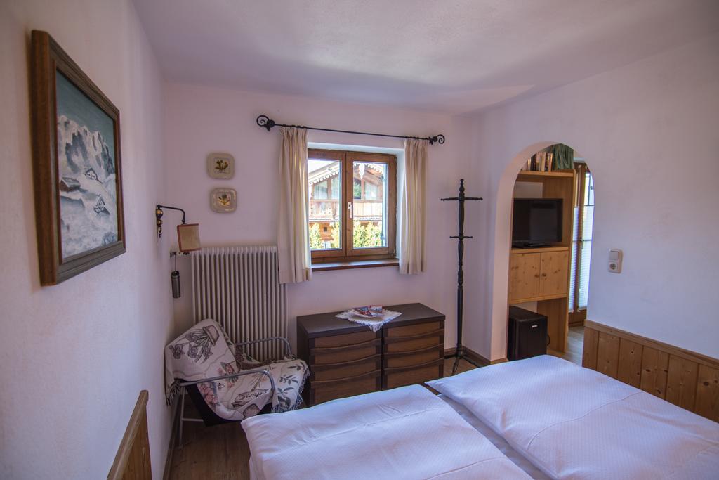 Pension Landhaus Gasteiger Kitzbuhel Exterior photo